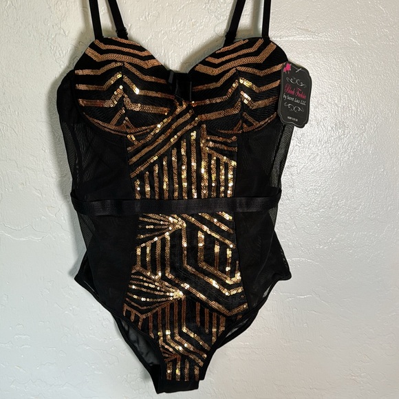 Glamorous Rose Gold Sequin Panels on Black Bodysuit size Small Black Fuschia 268 - Picture 5 of 9